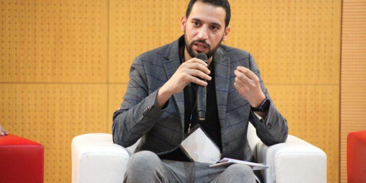 سمير الباز يكتب: أيها الإنسان أي الغزلان تختار ..؟