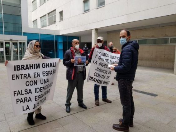 قاضي التحقيق الإسباني يستدعي زعيم البوليساريو  للتحقيق معه حول جرائم حرب وجرائم الإحتجاز والتعذيب