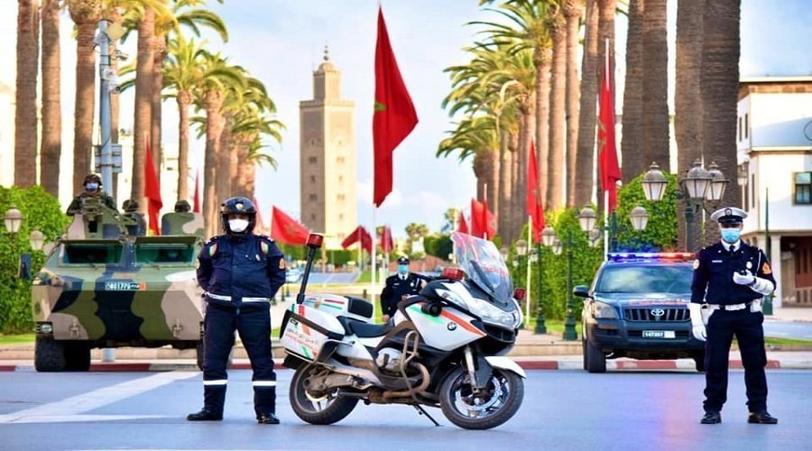 سلطات العاصمة تمنع التجمهر وتدعو إلى الالتزام بالتدابير الصحية