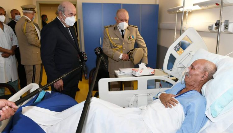 الرئيس الجزائري يزور غالي بمستشفى النعجة