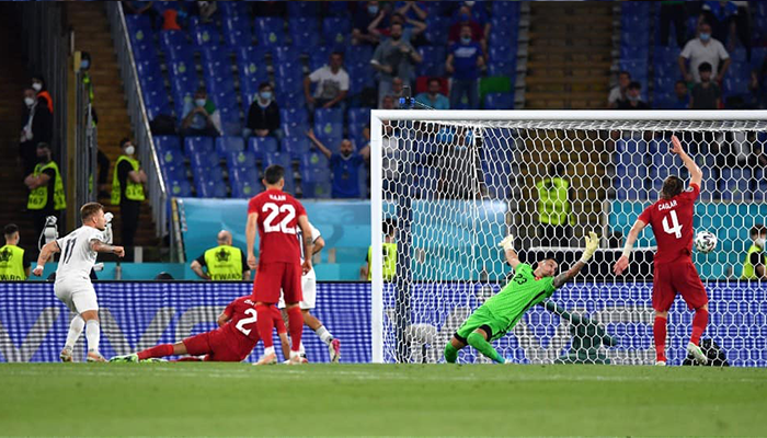إيطاليا تفوز على تركيا بثلاثية نظيفة في افتتاح “يورو2021”
