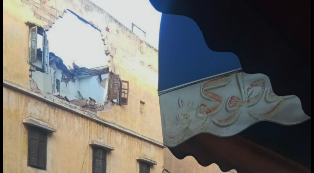 ضحايا انهيار واجهة منزل بالبيضاء في الانعاش