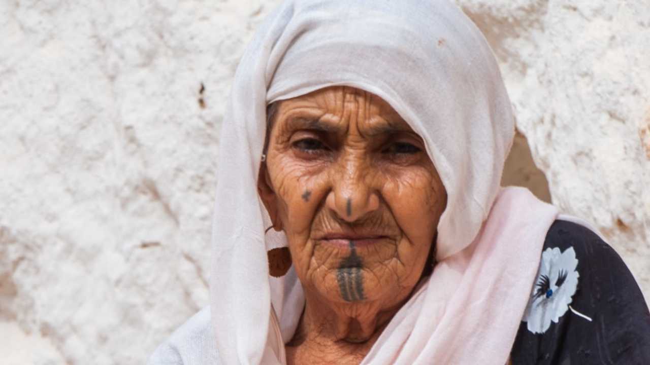 الفيلم الوثائقي ذاكرة الجسد.. دراسة في تاريخ الوشم المغربي
