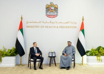 مباحثات مغربية–إماراتية بدبي لتعزيز الشراكة الصحية وتطوير الصناعة الدوائية